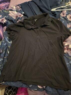 Amazon Essentials Women's Black Short Sleeve Polo